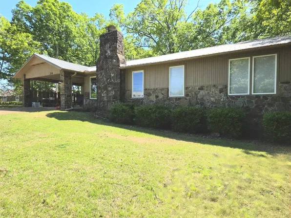 214 Greenwood Rd, Fairfield Bay, AR 72088