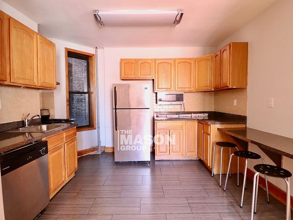 1st image of 362 W 36th St #2H