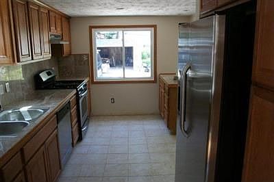 4th image of 3982 Lee Heights Blvd