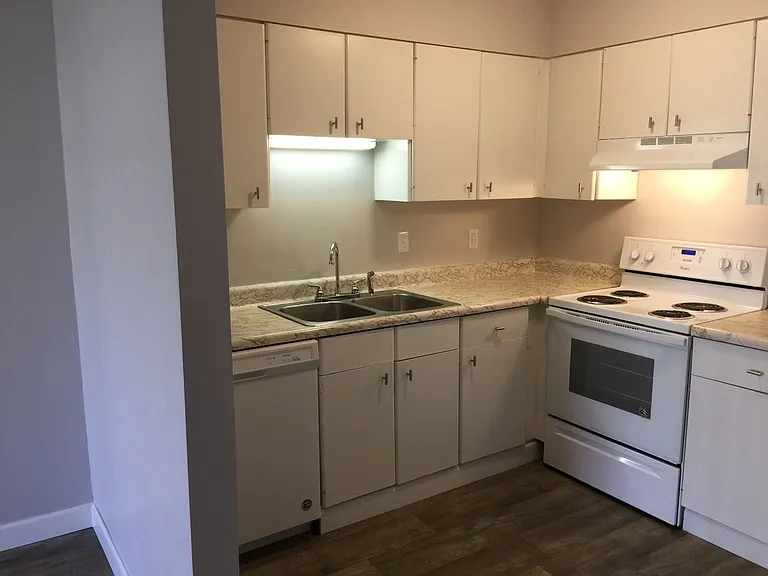 Stoneview Homes — Photo 29