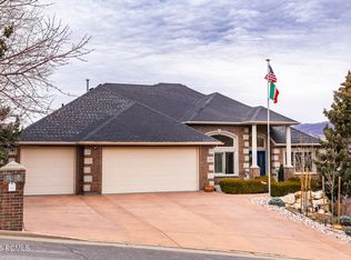 3252 Sunset Hollow Dr, Bountiful, UT 84010