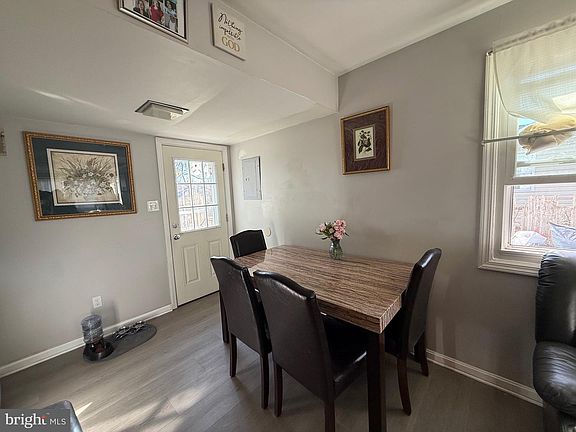 3rd image of 109 Tollgate Rd