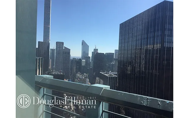 Sold by Douglas Elliman | media 35