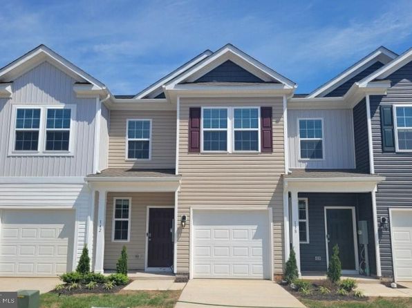 152 Rae Ct
