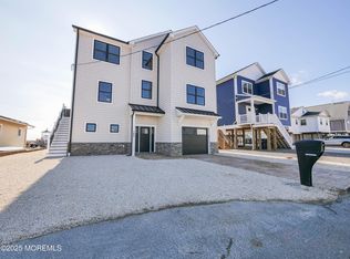 140 E Sail Dr, Little Egg Harbor, NJ 08087