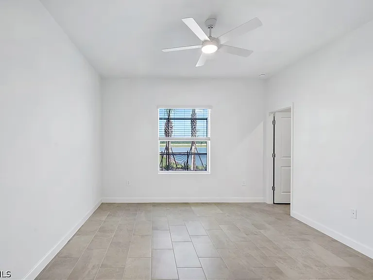 14735 Bluewater Rd — Photo 18