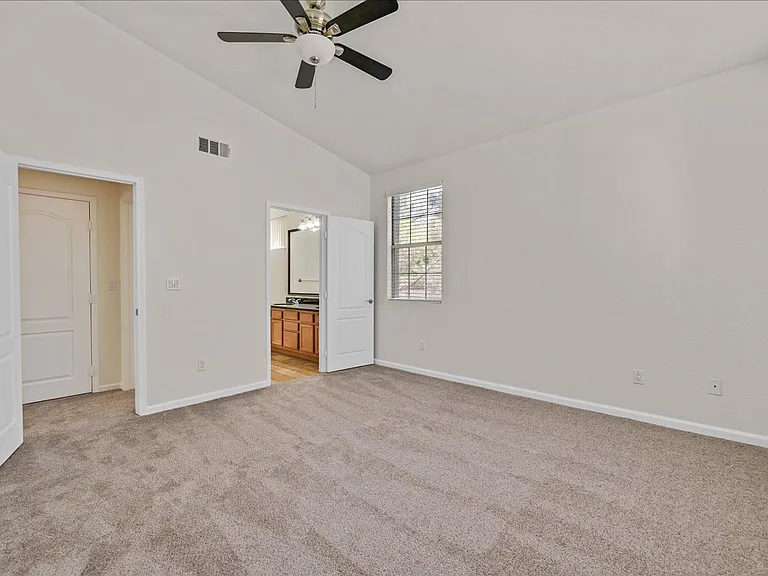 1709 King James St #204 — Photo 16