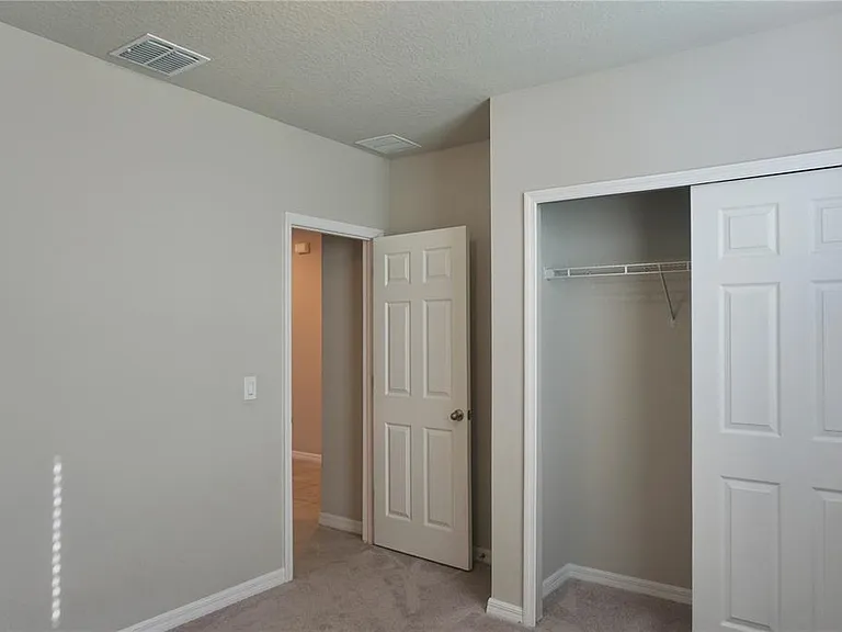 1218 Zambrana Ct — Photo 17