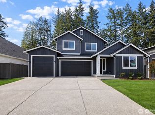 15306 106th Avenue E, Puyallup, WA