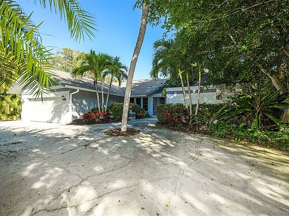 2nd image of 5217 Shadow Lawn Dr