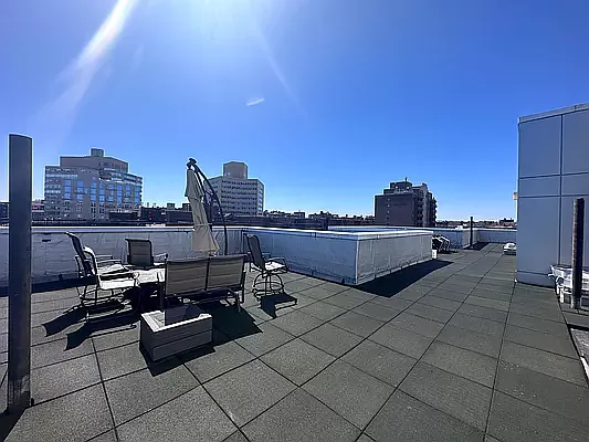 Rented by Four Seasons of NY Inc | media 19