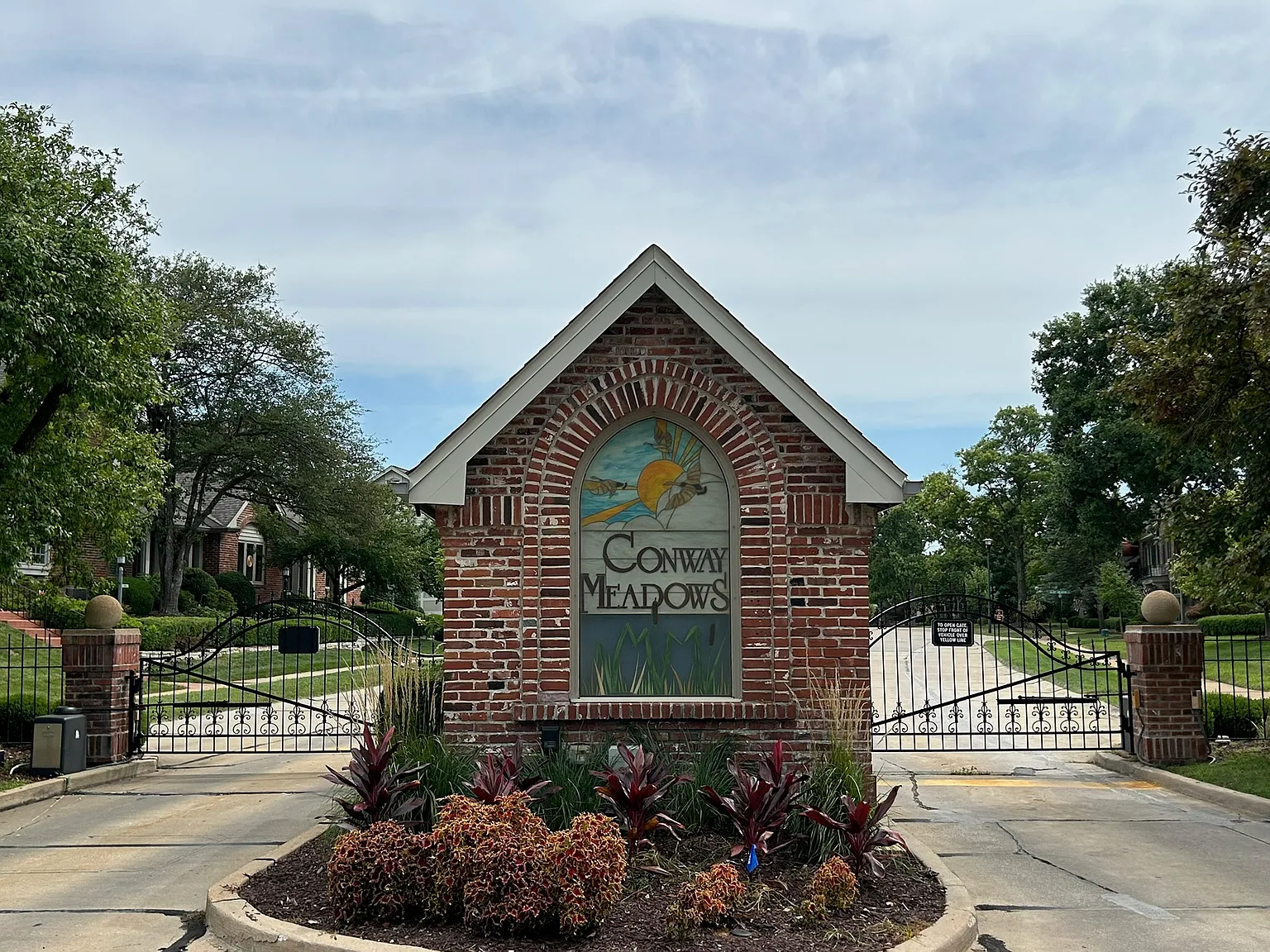 3 bed, 2330 sqft, $2,950 — Photo 1