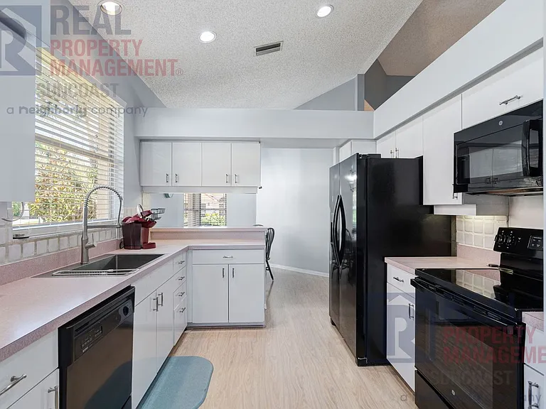 4636 Deer Trail Blvd — Photo 13