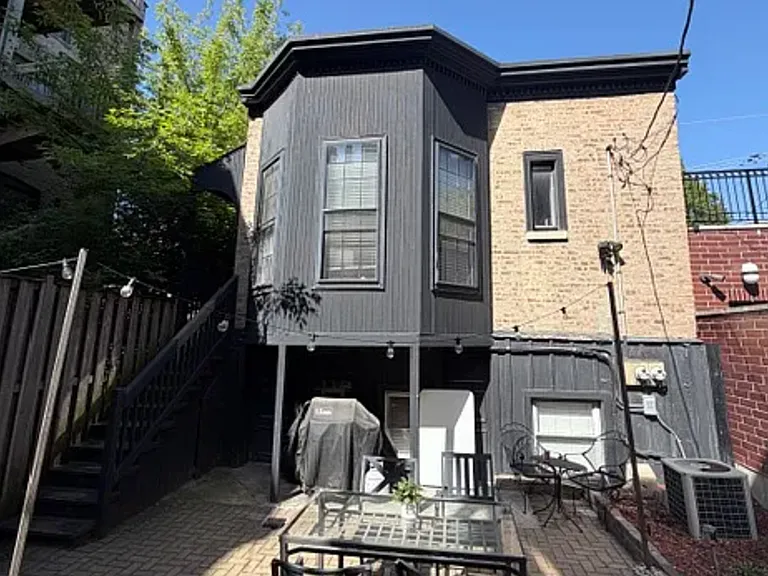 2118 N Seminary Ave — Photo 9