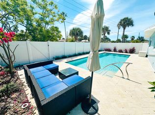 385 S Tessier Dr, Saint Pete Beach, FL 33706