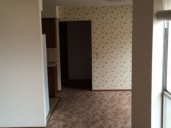 5th image of 5016 W 5th Pl