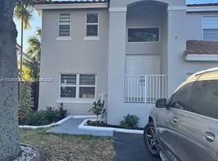 4313 SW 84th Ter, Davie, FL 33328