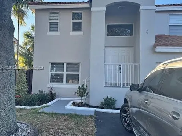 4313 SW 84th Ter, Davie, FL 33328