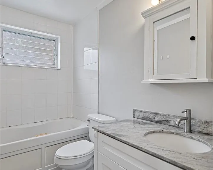 2130 NE 42nd Ct #4 — Photo 12