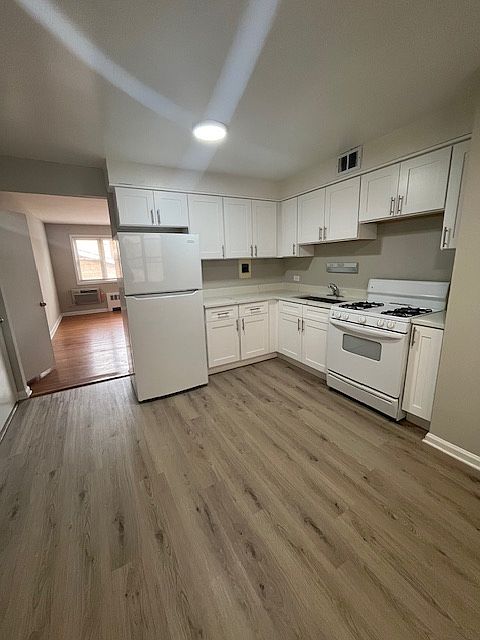 1st image of 5624 N Kimball Ave #A2