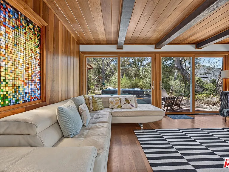 1738 Topanga Skyline Dr — Photo 5