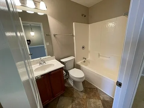 206 Elise Dr #206 — Photo 12