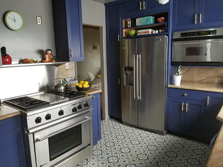 428 W Avenue 44 — Photo 1