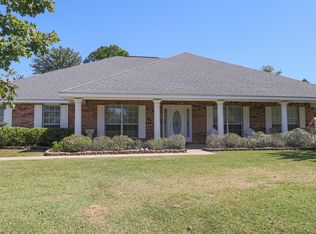10335 Lake Forest Dr, Vancleave, MS 39565