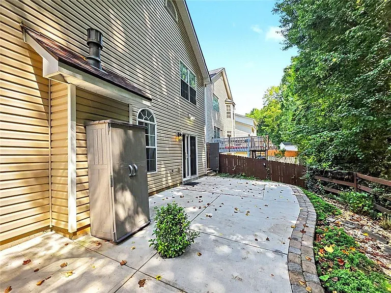 3235 Liberty Commons Dr NW — Photo 30
