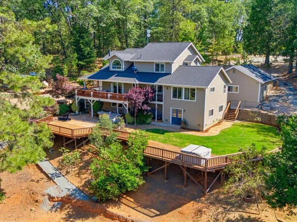 14624 Cherokee Ln, Grass Valley, CA 95945