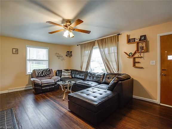 3rd image of 85 Orrlawn Dr