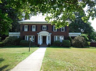 1450 Northampton St, Holyoke, MA 01040