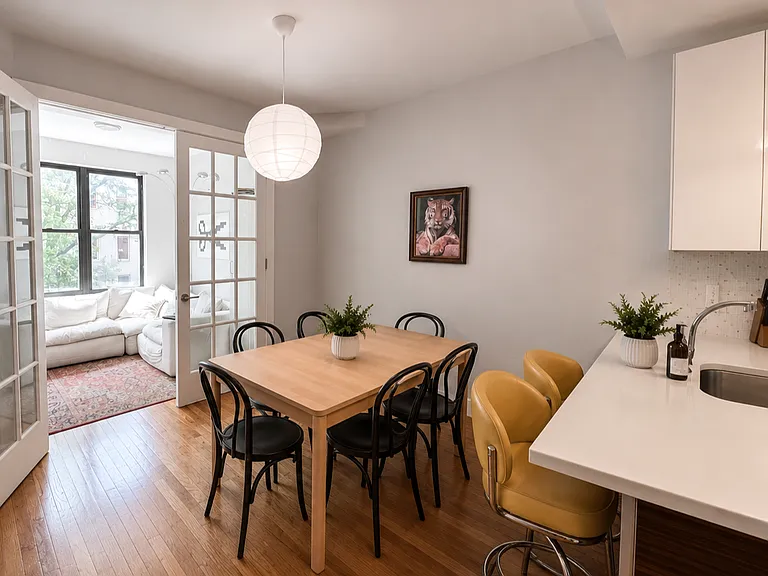 365 Tompkins Ave #2 — Photo 4