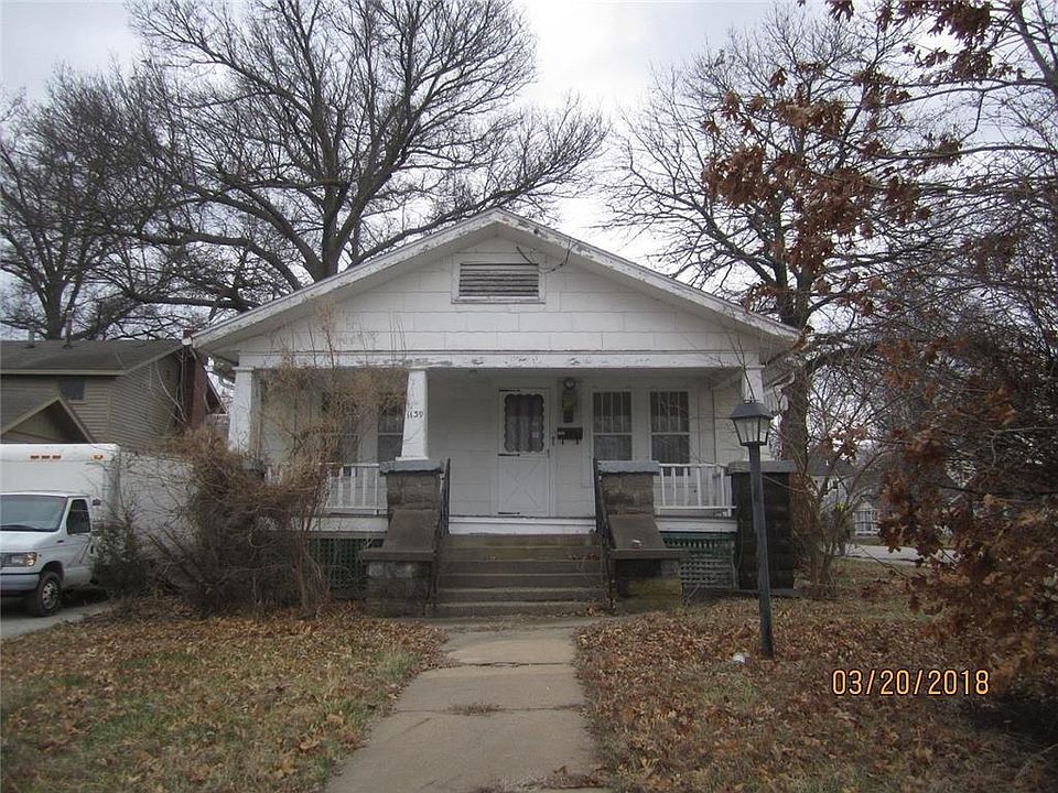 1st image of 1139 Parker St