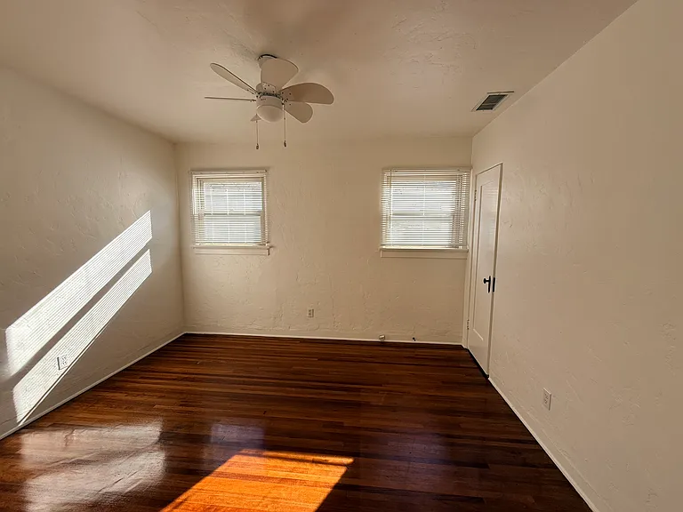 416 D Ave — Photo 16