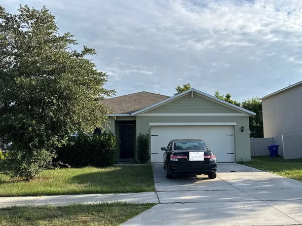 2590 Glacier Express Ln, Tavares, FL 32778