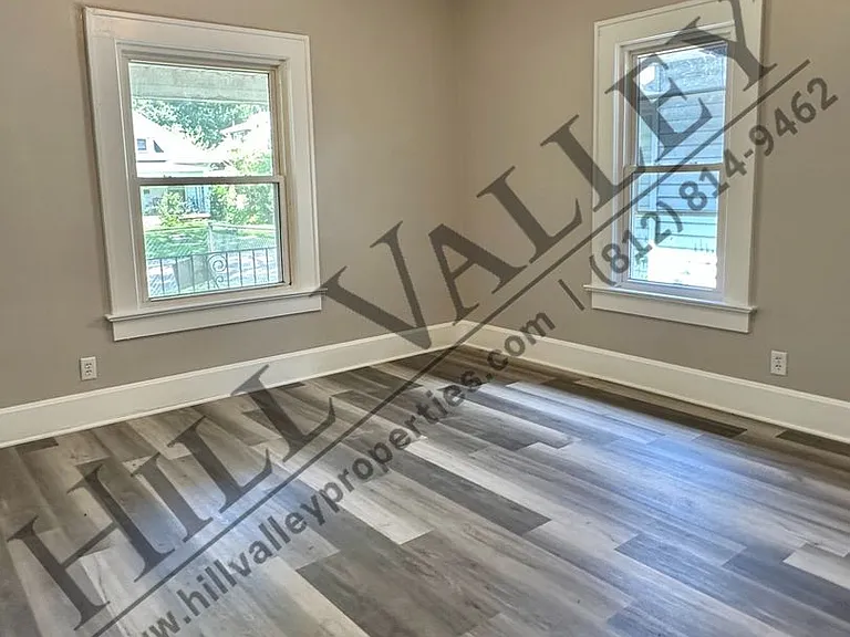 1318 S 11th St — Photo 14