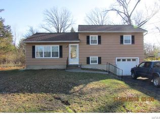 341 Meadow Ave, Newburgh, NY 12550