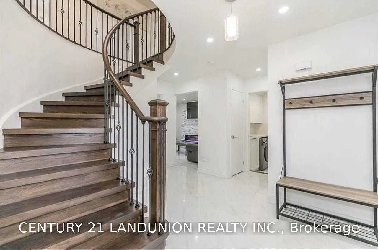 4 bed, $3,250 — Photo 2