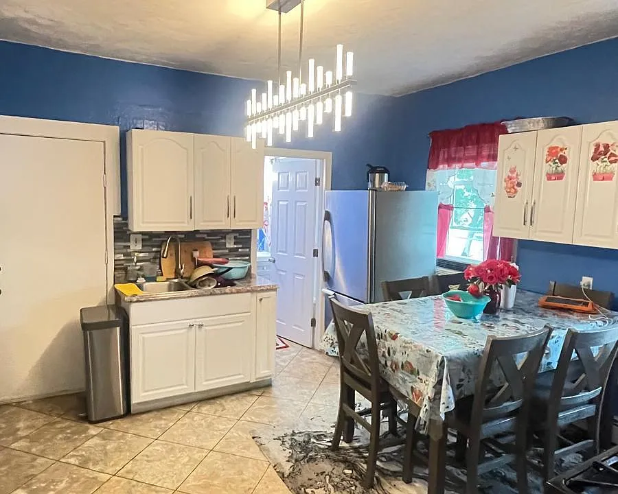 122 French Ave #2
