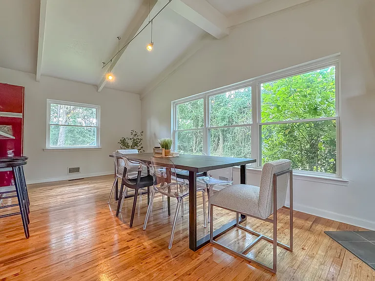 1044 Seminole Dr — Photo 42