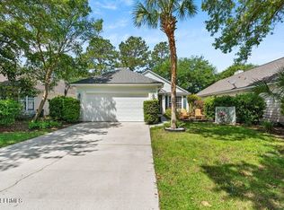 16 Bridle Path Ln, Bluffton, SC 29910