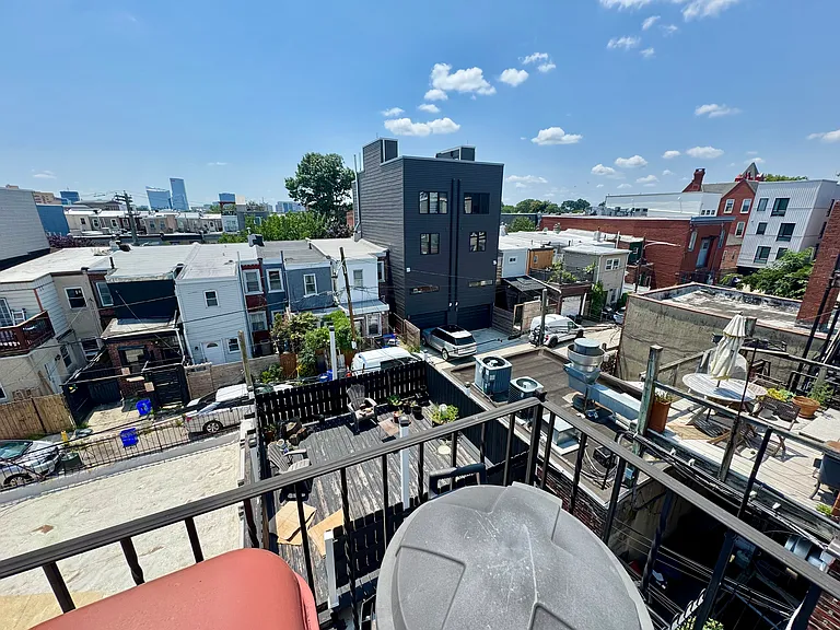 2812 W Girard Ave #3 — Photo 8