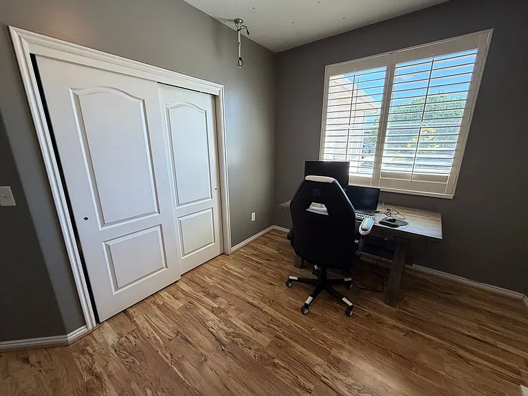 721 N Skipton Dr — Photo 23