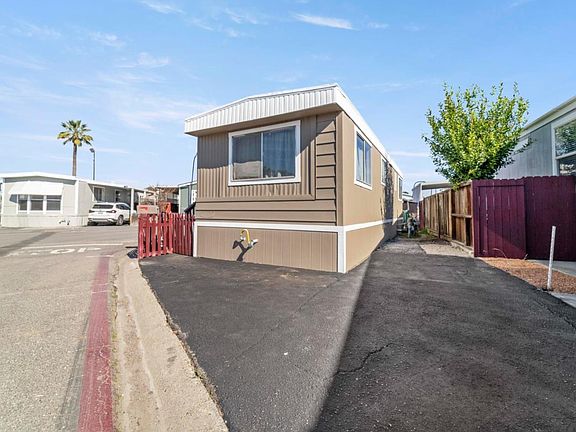 3rd image of 2150 Monterey Rd #144