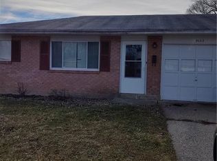 3030 Creekview Cir, Dayton, OH 45414
