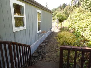 220 N Terrace Rd, Hoodsport, WA 98548