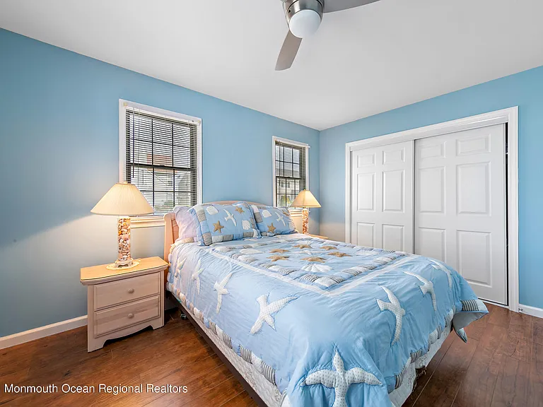 31 Peggy Ln — Photo 15
