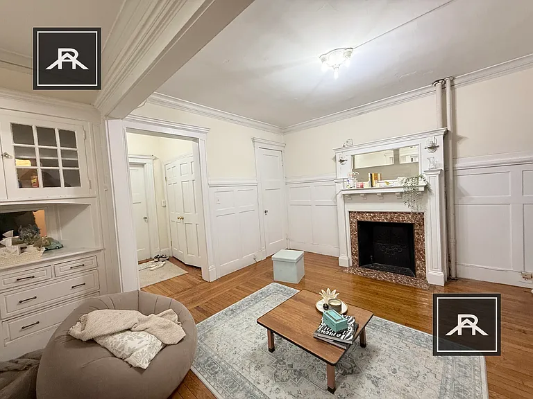 450 Park Dr #2 — Photo 5