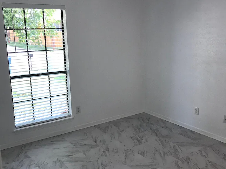 7408 Catamaran Dr — Photo 17